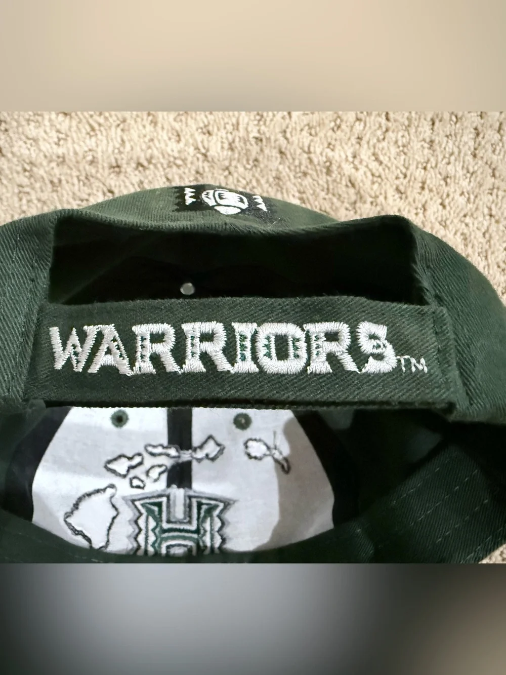 NWT Hawaii Rainbow Warriors Island Green NCAA Velcro Adjustable Strap Hat